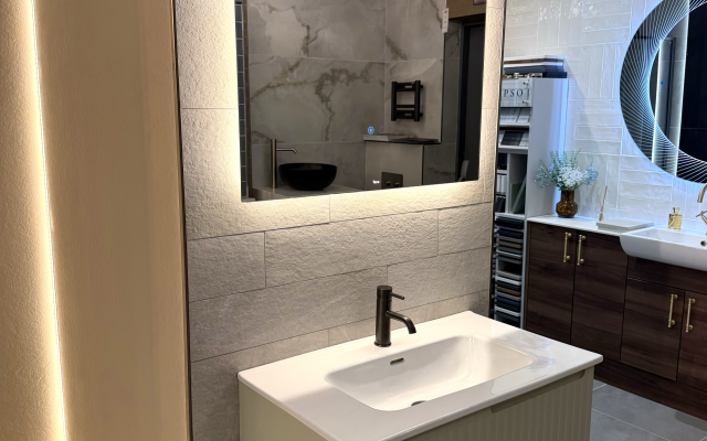 Our Showroom / Bathroom Image 29