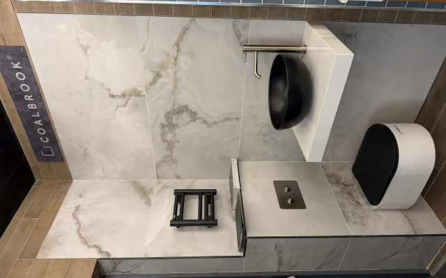 Our Showroom / Bathroom Image 31