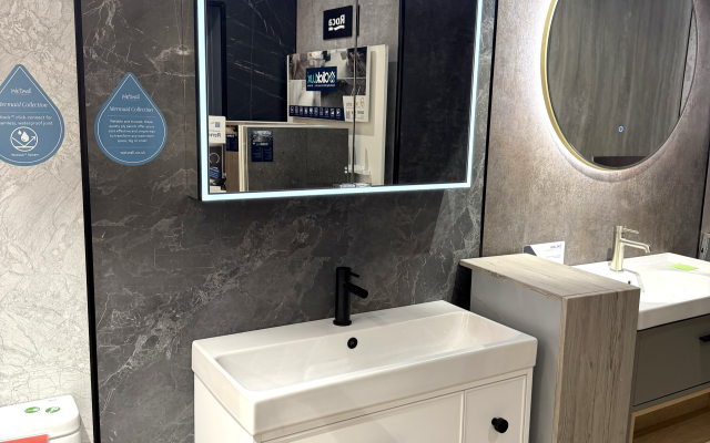 Our Showroom / Bathroom Image 22