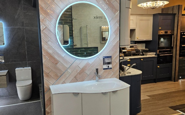 Illuminated bathroom mirror