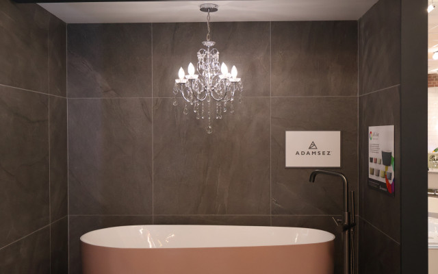 Lighting above bath tub